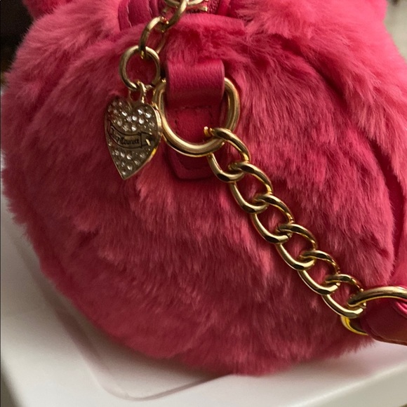 NWT Juicy Couture Pink Faux Fur Handbag - Picture 2 of 4